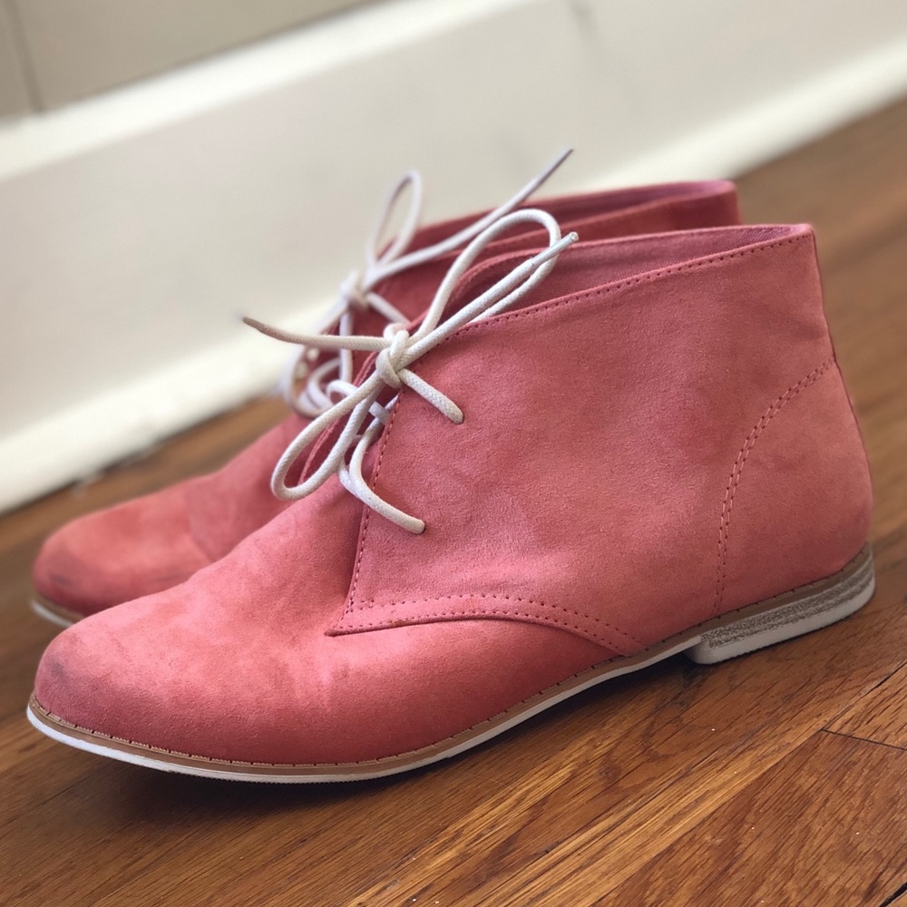Coral Sneaks